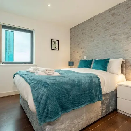 Apartamento Centre 2bed - With Balcony & Parking *